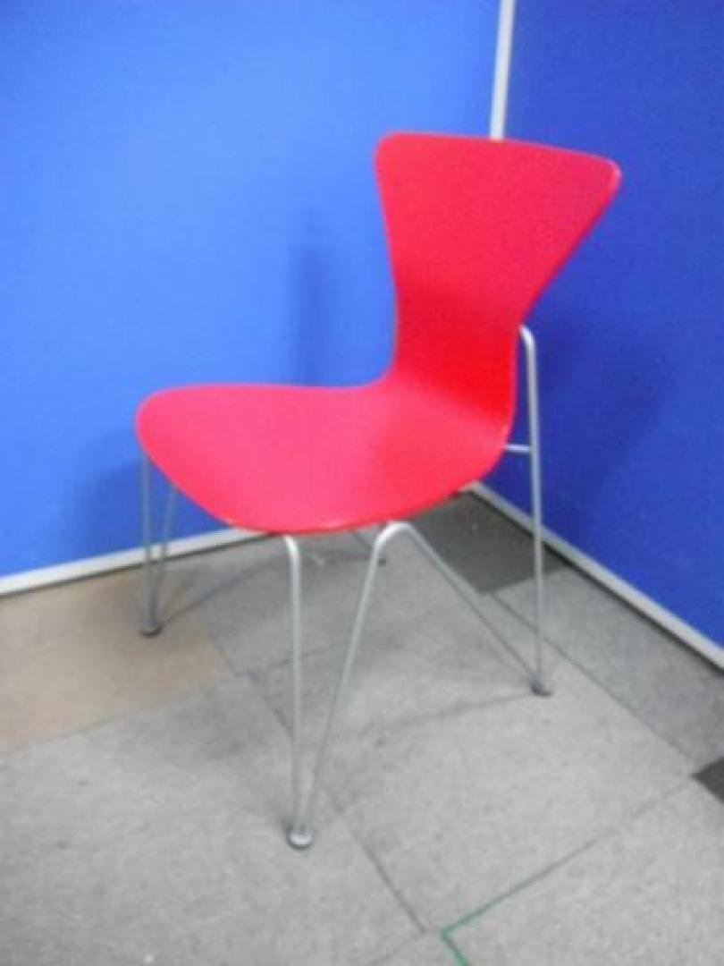 【入荷情報】オカムラ製　ミーティングチェア入荷しました。【会議チェア】
                                    中古
            