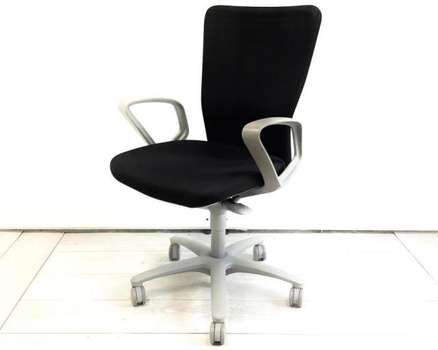 【中古】カロッツァチェア CK45CR FS11 オカムラ（okamura） 肘付ハイバックチェア
