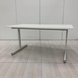 【シンプルで使い勝手のいいミーティングテーブル！休憩室やちょっとした会議などに！】■ウチダ （UCHIDA）製　ノティオ （notio）シリーズ　ミーティングテーブル　W1500×D900mm　2本脚　■ホワイト