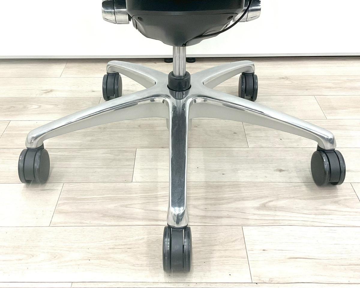 中古】サブリナ オカムラ/okamura 肘付ハイバックチェア 580092 - 中古 