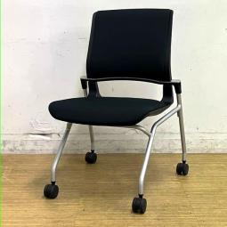 コクヨ　オルディナ(Ordina)　ネスティングチェア　背クッションタイプ　ブラック　落ち着きのあるデザインが上質な空間を演出します