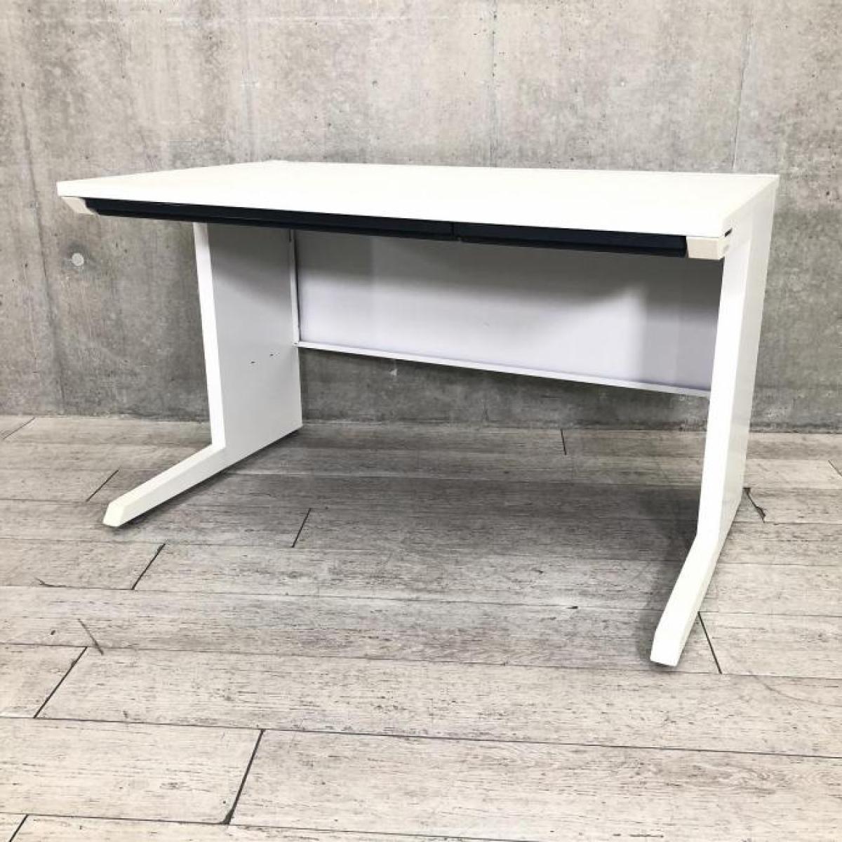 イトーキ製の平机【CZRシリーズ】が入荷しました！中古オフィス用品・オフィス家具をお探しなら「オフィスバスター東大阪店」へ
                        CZRデスク
                                    中古
            