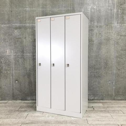 【中古】L型  イトーキ（ITOKI） 3人用更衣ロッカー