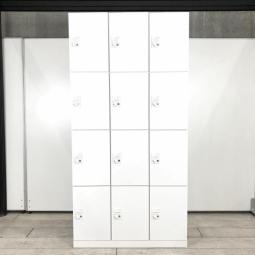 【省スペースに多人数分！フレキシブルな働き方に対応！】■コクヨ製　12人用ダイヤルロッカー　ホワイト　ダイヤル錠タイプ　■モバイルワーカーにオススメ！鍵の持ち運び要らず！