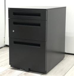 【カギ作成可能！】【オフィスがオシャレなイメージに！　木目調や大理石調との相性抜群です！】■ウチダ(UCHIDA)　エスティシリーズ　3段ワゴン　■ブラック　■シリンダー