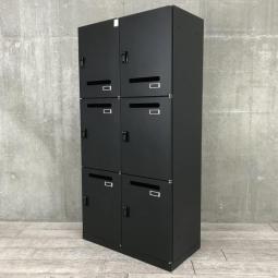 【フレキシブルな働き方に対応するメールロッカー！鍵の持ち運び要らずで便利に使えるダイヤル錠タイプ！】■イトーキ(ITOKI)製　シンライン(THIN LINE)シリーズ　6人用パーソナルロッカー　■投函口あり　■ダイヤル錠　■ブラック