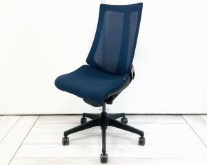 【座る姿勢や身体の動きにフレキシブルに対応！】■イトーキ　アクトチェア　ネイビーブルー　プレーンメッシュ　ハイバック　■長時間のデスクワークでもここちよさをキープ！【ITOKI　Act】