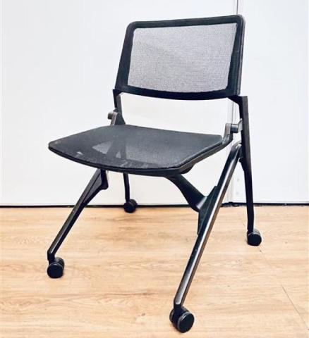 【中古】マルカ 81M2RC-F1E1 オカムラ（okamura） ネスティングチェア