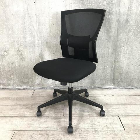 【価格と機能のバランスが取れたベストセラーモデル！シンプルなメッシュチェア！】■イトーキ(ITOKI)製　サリダチェア(SALIDA)　YL-5タイプ　肘無ハイバック　■背面メッシュ　■ランバーサポート付　■ブラック