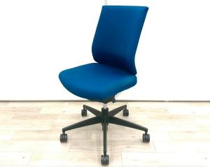 ■コクヨ（KOKUYO）　ウィザード3（wizard）チェア　ローバック　肘なしタイプ　■プルシアンブルー　ホワイトフレーム　ブラック脚【弊社使用欄：A01057980】