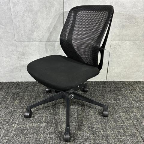 【中古】シルフィーメッシュ  オカムラ（okamura） 肘無ローバックチェア