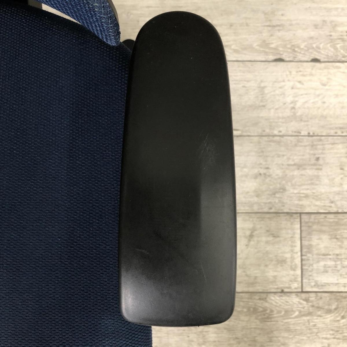 【中古】エフメッシュ KF-377JB-T1B2 イトーキ/ITOKI 肘付ハイバックチェア 580545 - 中古オフィス家具ならオフィスバスターズ