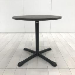 【カフェ風丸テーブル入荷！リフレッシュスペースなどにおすすめ！】■オカムラ（okamura）製　 丸形テーブル　W750×H750㎜　■天板：木目ダークブラウン　脚：ブラック　【弊社使用欄：A01063391】