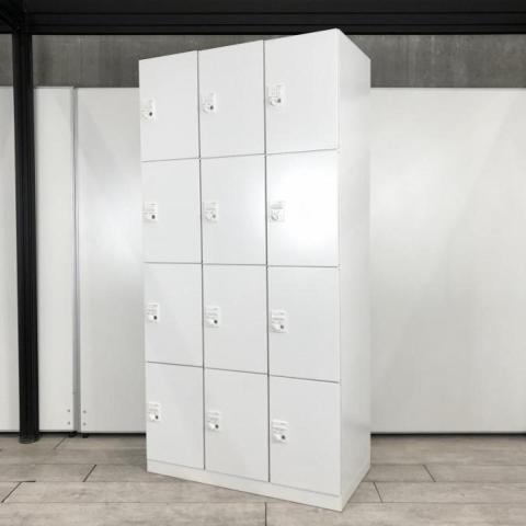 【中古】エディアロッカー BWU-RN12D79SAW コクヨ（KOKUYO） 12人用パーソナルロッカー