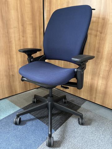 【中古】リープV2  Steelcase（スチールケース） 肘付ハイバックチェア