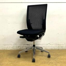 【在庫入替セール】イトーキ　ヴェント　肘無しモデル　プレーンメッシュ　ブラック×アルミ脚の高級感のあるつくり　役員用や会議用にもおすすめ