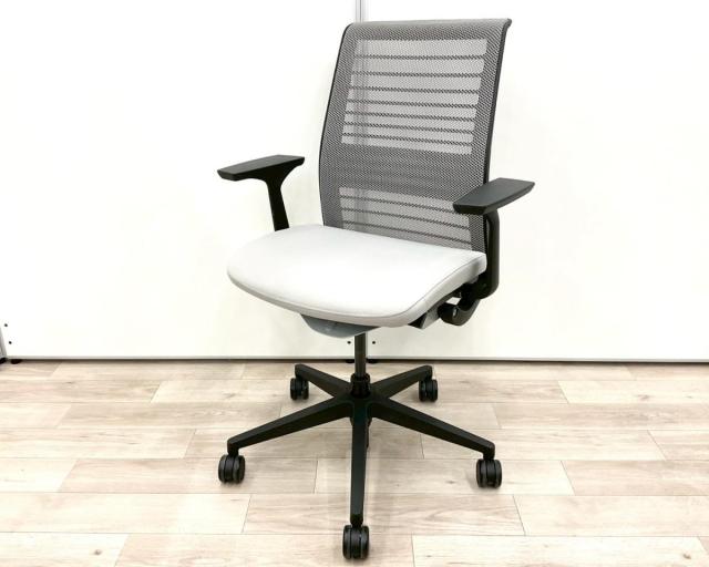 【中古】シンクチェア（新モデル）  Steelcase（スチールケース） 肘付ハイバックチェア