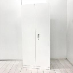 【これ一つで大量収納！収納スペースを増やしたい方に！人気の観音開きタイプ！】■イトーキ（ITOKI）製　エスキャビネット（eS）シリーズ　両開き書庫　ハイキャビネット　W800×D400㎜×H2140㎜　■シリンダー錠　■ブラック