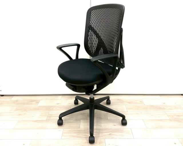 【中古】yera  イナバ（INABA) 肘付ハイバックチェア