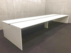 【フリアド】W4800サイズ(ホワイト天板)｜オカムラ(okamura)｜フリーウェイ｜推奨：8名用～【倉庫在庫品】