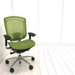 【エグゼクティブ御用達！オカムラが追求した最高傑作！】■オカムラ　コンテッサチェア　可動肘付　ライムグリーン　背座メッシュ　ポリッシュ　■ハイスペックチェア！人間工学に基づいた快適な座り心地を実現！
