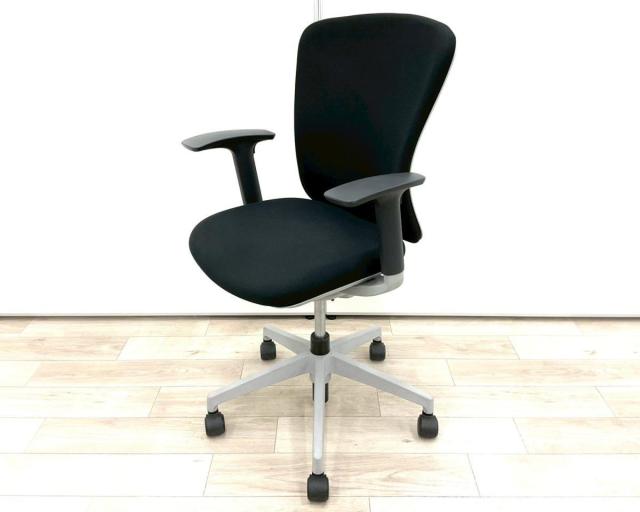 【中古】Valche  イナバ（INABA) 肘付ローバックチェア