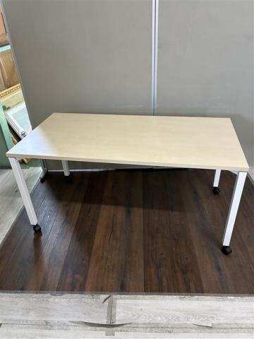 【中古】JUTO  コクヨ（KOKUYO） ミーティングテーブル（会議机）