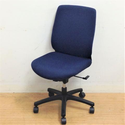 【中古】トルテR  イトーキ（ITOKI） 肘無ハイバックチェア