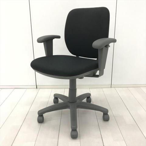 【中古】ヴィラージュチェア 8VC11AFVG1 オカムラ（okamura） 肘付ローバックチェア