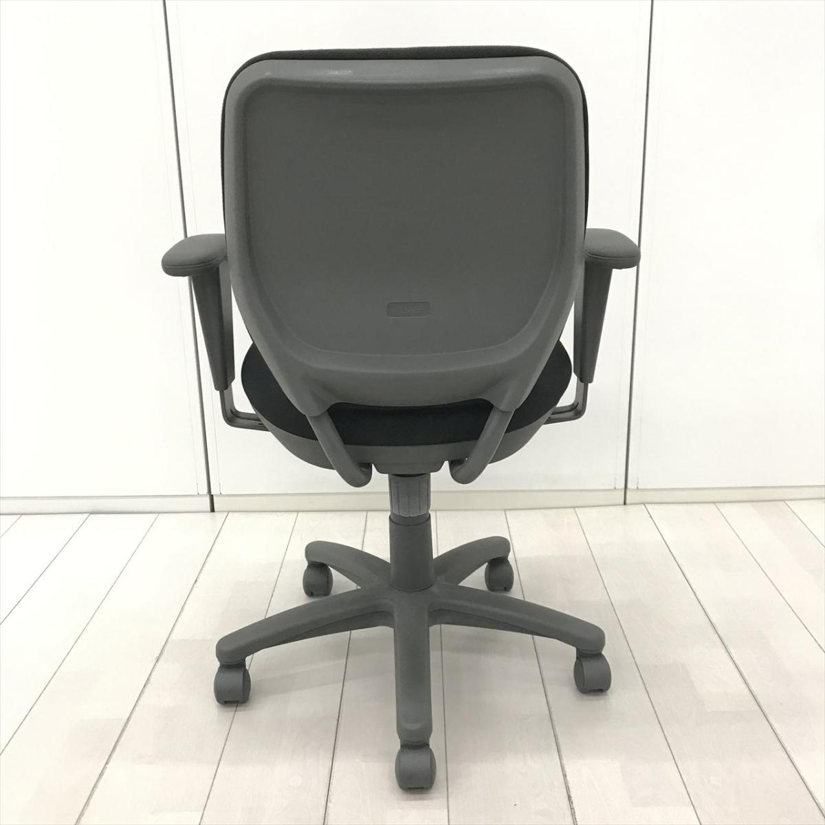 中古】ヴィラージュチェア 8VC11AFVG1 オカムラ/okamura 肘付ロー