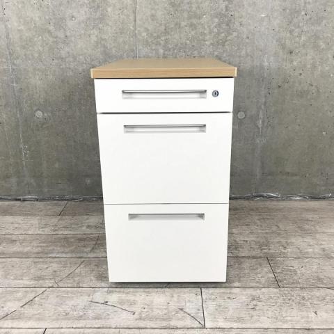 【中古】CZR  イトーキ（ITOKI） 脇机3段