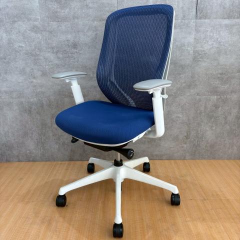 【中古】シルフィーメッシュ  オカムラ（okamura） 肘付ハイバックチェア