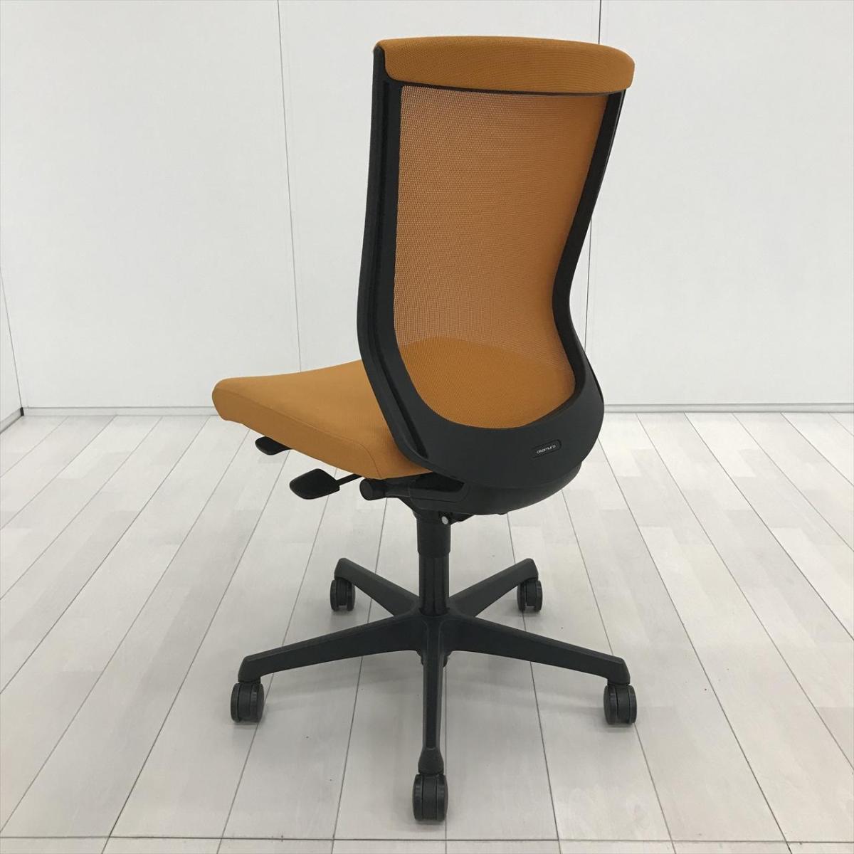 中古】エスクード C437ZR FHB7 オカムラ/okamura 肘無ハイバックチェア 