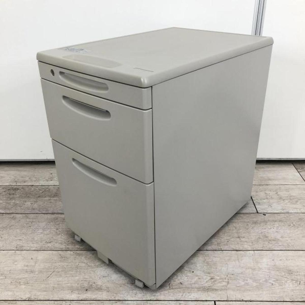 【デスク下のスペースをしっかり有効活用！！】■オカムラ（okamura）　SDワゴン　３段ワゴン　W395×D595×605mm　■グレー　※日焼け・キズ
                        SD
                                    中古
            