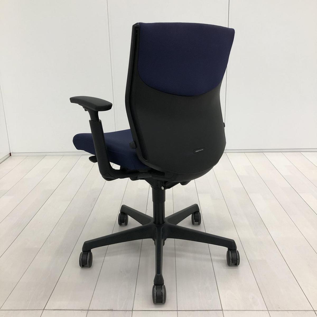 中古】エスクード オカムラ/okamura 肘付ローバックチェア 581519 