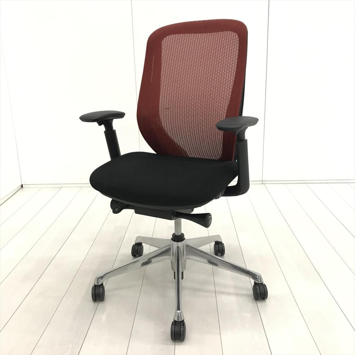 【前傾チルト機能付き！オカムラ製品で最も人気を集める高機能メッシュチェア！】■オカムラ（okamura）製　シルフィー（Sylphy）チェア　肘付ハイバック　■可動肘　■背面:レッドメッシュ×座面:ブラック
                        シルフィーメッシュ
                                    中古
            