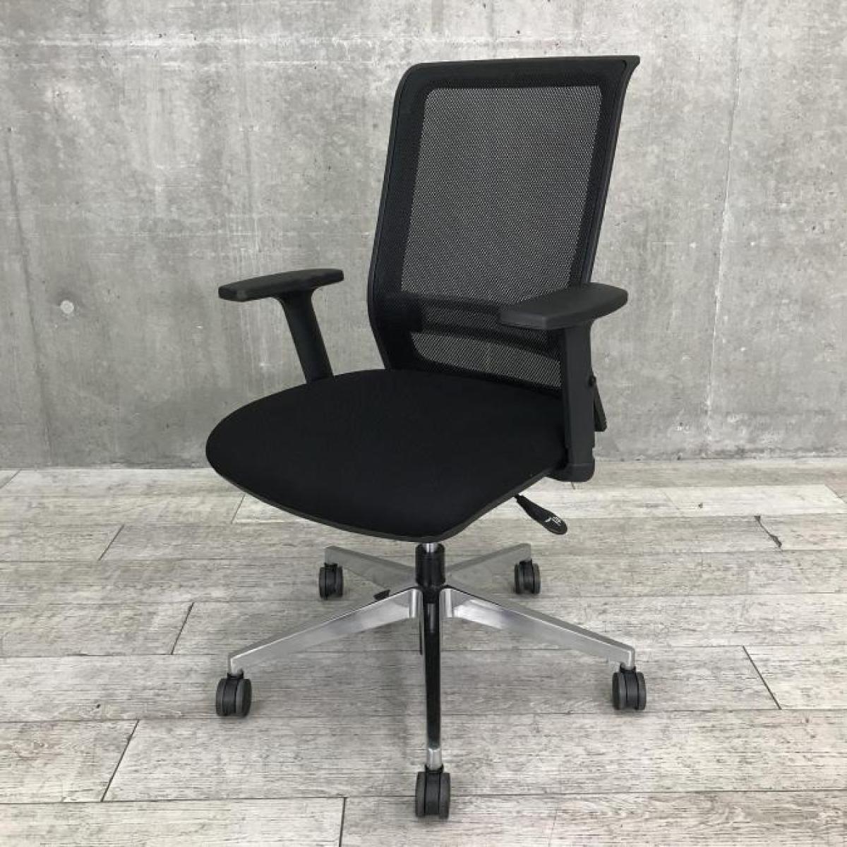 【背もたれメッシュ×ブラックの人気仕様！】■コクヨ（KOKUYO）製　エントリー（ENTRY）チェア　肘付　ハイバック　■可動肘　■背メッシュ×ブラック　【弊社使用欄：A01065212】
                        エントリー
                                    中古
            