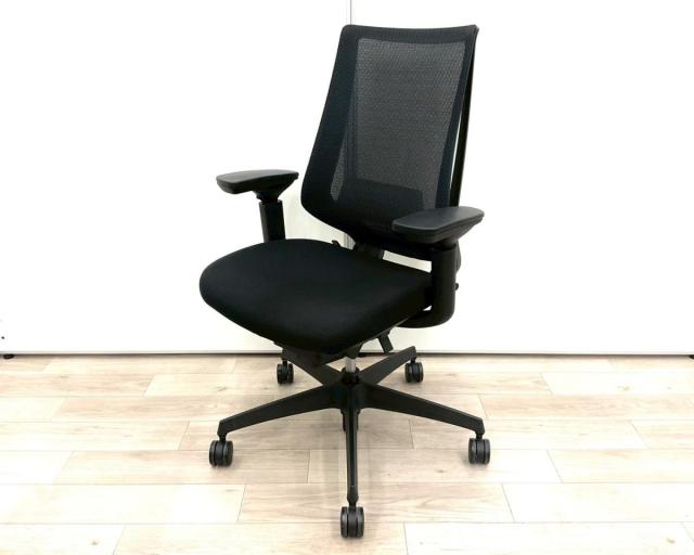 【中古】デュオラ メッシュ  コクヨ（KOKUYO） 肘付ハイバックチェア