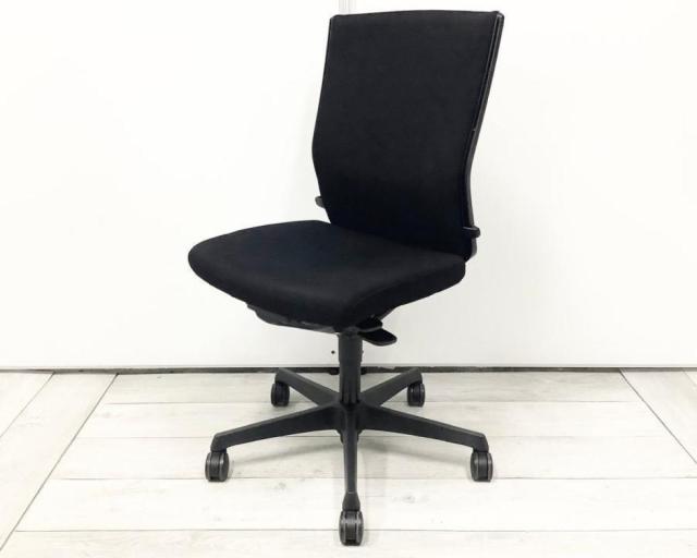 【中古】エスクード  オカムラ（okamura） 肘無ハイバックチェア