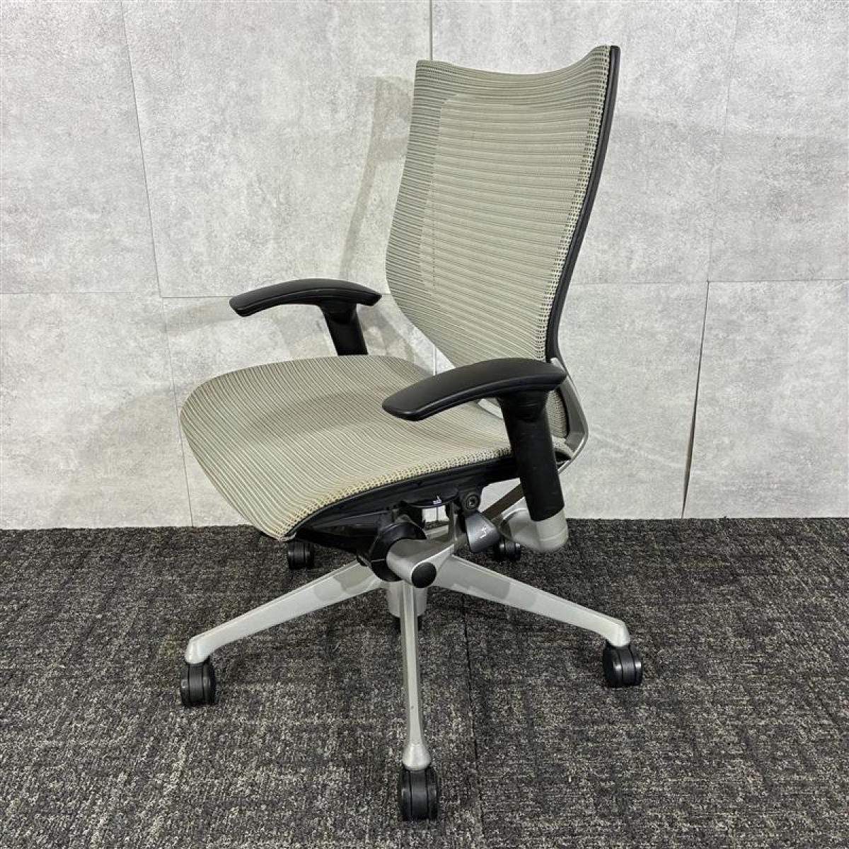 【肘付ローバック！！オカムラ製バロンチェア/グレー】　中古家具　九州最大級　《オフィスバスターズ福岡博多店は、福岡を拠点として、日本全国へ中古オフィス用品・オフィス家具を提供しております》
                        バロンメッシュチェア
                                    中古
            
