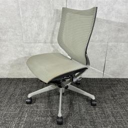 【肘無ローバック！！オカムラ製バロンチェア/グレー】　中古家具　九州最大級　《オフィスバスターズ福岡博多店は、福岡を拠点として、日本全国へ中古オフィス用品・オフィス家具を提供しております》