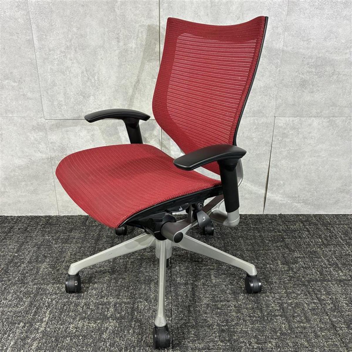 【肘付ローバック！！オカムラ製バロンチェア/レッド】　中古家具　九州最大級　《オフィスバスターズ福岡博多店は、福岡を拠点として、日本全国へ中古オフィス用品・オフィス家具を提供しております》
                        バロンメッシュチェア
                                    中古
            