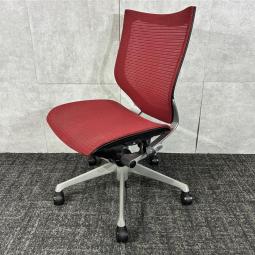 【肘無ローバック！！オカムラ製バロンチェア/レッド】　中古家具　九州最大級　《オフィスバスターズ福岡博多店は、福岡を拠点として、日本全国へ中古オフィス用品・オフィス家具を提供しております》