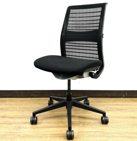 【中古】シンクチェア（新モデル）  Steelcase（スチールケース） 肘無ハイバックチェア