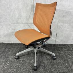 【オカムラ製バロンチェア/オレンジ】　肘無　中古家具　九州最大級　《オフィスバスターズ福岡博多店は、福岡を拠点として、日本全国へ中古オフィス用品・オフィス家具を提供しております》
