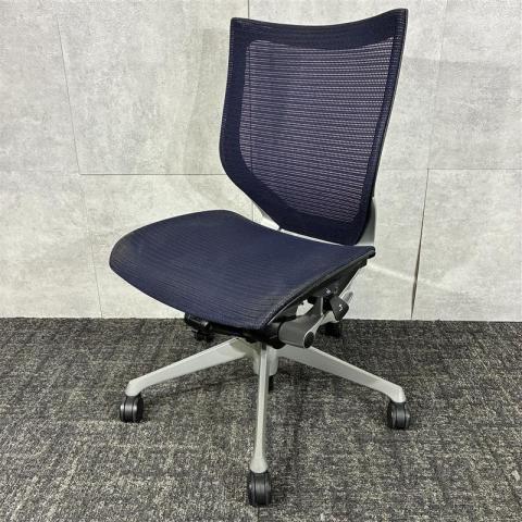 【中古】バロンメッシュチェア  オカムラ（okamura） 肘無ローバックチェア