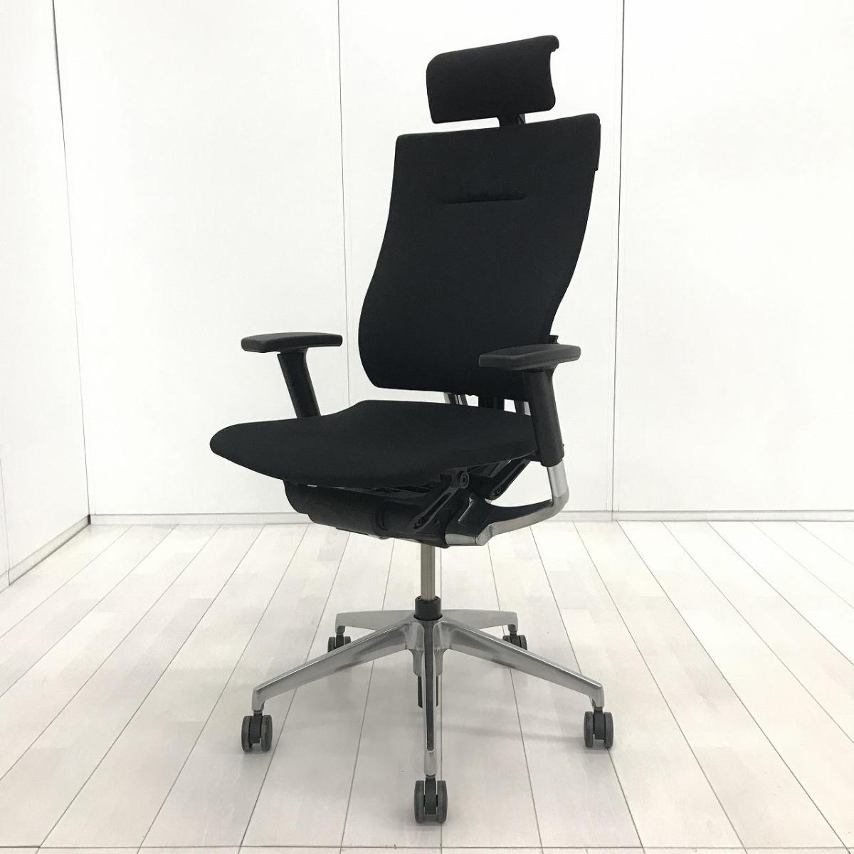 【イトーキが手掛ける高機能チェア！】■イトーキ（ITOKI）製　スピーナ（Spina）チェア　肘付　エクストラハイバック　クロスバックタイプ　■可動肘・ヘッドレスト付き　 ■ブラック
                        スピーナチェア
                                    中古
            