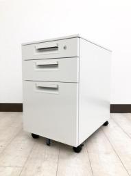 デスクインワゴンがロット入荷致しました！】【スタンダードなデザインで使いやすい！】
■プラス/LEED/ホワイト　3段ワゴン