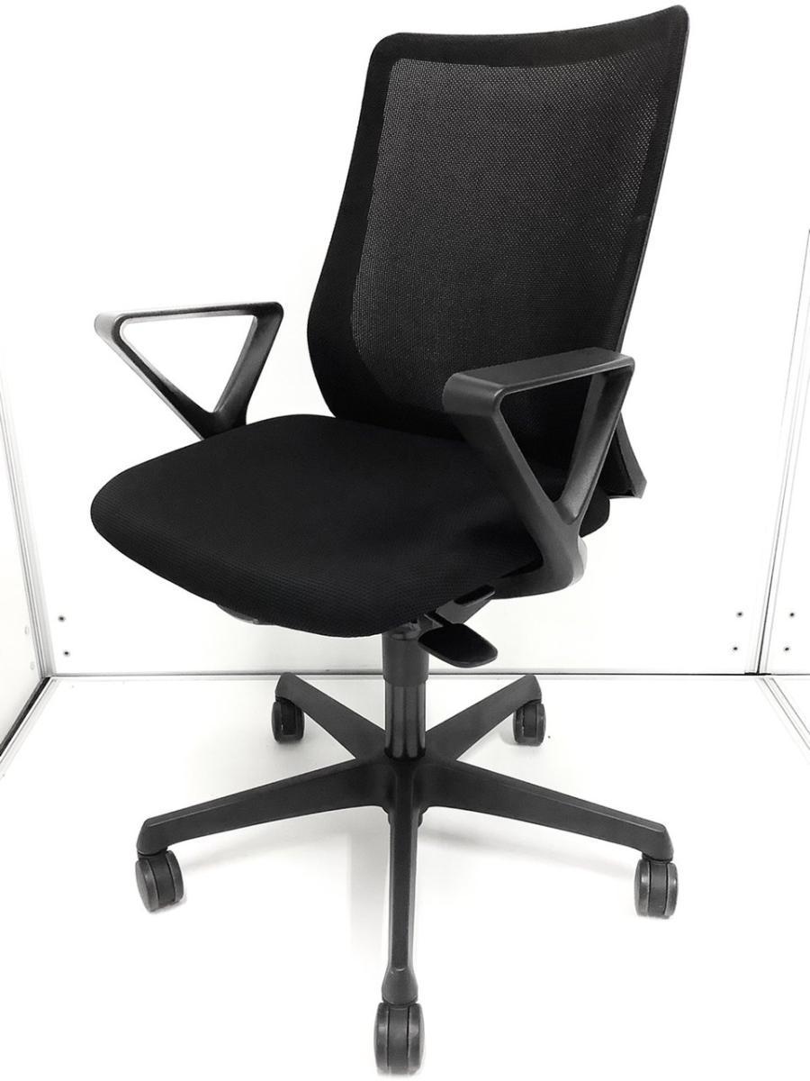 現行商品の人気メッシュチェア入荷！オフィスチェア/Fluent(フルーエント)シリーズ/ブラック【2602】弊社使用欄【A01062469】
                        フルーエントチェア
                                    中古
            