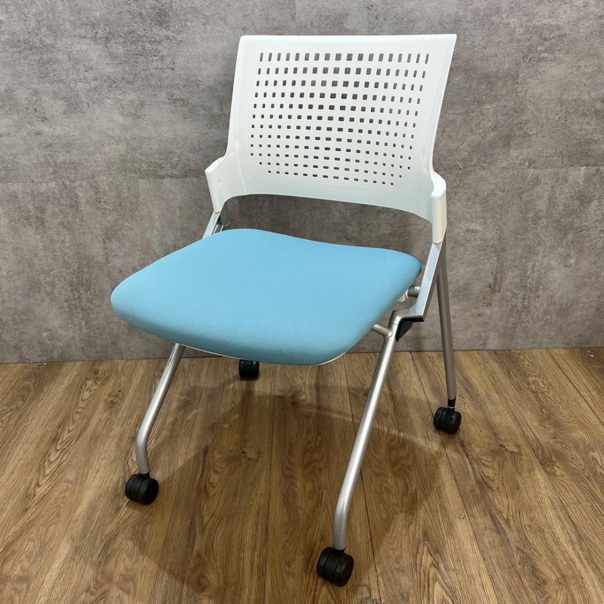 イトーキ製のネスティングチェア【モノンシリーズ】が入荷しました！ 【2602】弊社使用欄【A01060770】
                        モノンチェア
                                    中古
            